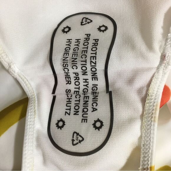 Portillo’s NWOT Fun Pepper Print One Piece Swimsuit Size Medium - Picture 7 of 10